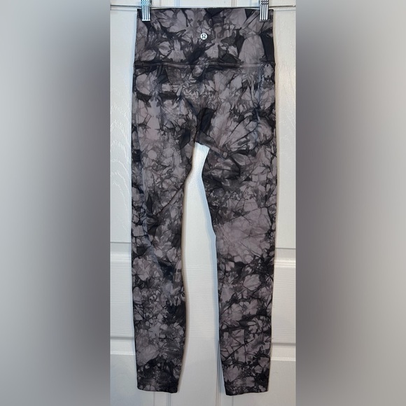 Lululemon Wunder Under High-Rise Tight 25" *Full-On Luxtreme- Size 2 - Picture 5 of 8